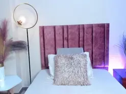 Amateur Private Sex Chat of NaomiScott