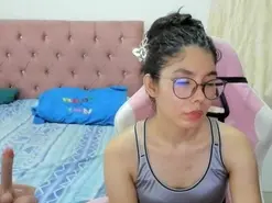 Amateur Live Sex Cam of miley777