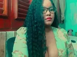 Amateur Adult Video Chat of SARAHDIAZQ