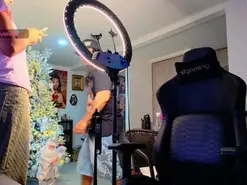 Amateur Free Live Porn of latin_couple77