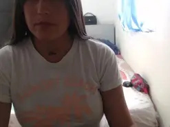 Amateur Free Porn Cam of Vicky1326