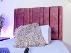 Amateur Free Live Porn of MiaHertz