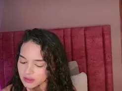 Amateur Sex Cam of PaulinaSaint