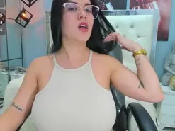 Amateur Sex Cam of marcella_hill