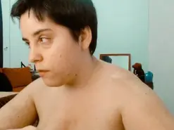 Amateur Live Sex Cam of almondonwheels