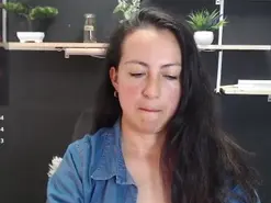 Amateur Live Sex Cam of Lauryn_Jones