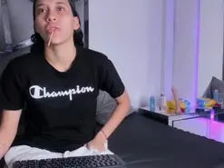 Amateur Free Porn Cam of Amaia_Sophia