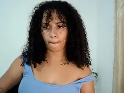 Amateur Free Live Porn of isa_bellaxx2