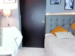 Amateur Adult Webcam of isis_69