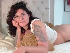 Amateur Free Live Porn of Tori_Just