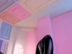 Amateur Adult Webcam of SarahYates