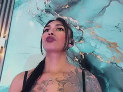 Amateur Adult Webcams of khiara_moretti