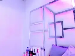 Amateur Live Porn of ZoeSwam