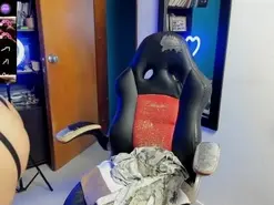 Amateur Free Live Porn of peanuttangerine