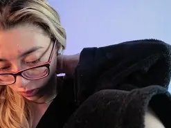 Amateur Sex Chat of carol_blonde