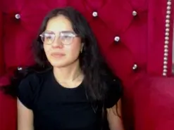 Amateur Live Porn of EmilyBuu