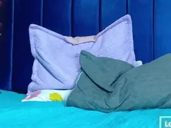 Amateur Free Porn Cam of Bombom_brown1