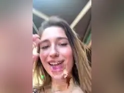 Amateur Live Sex Cam of Allisonfoxxx