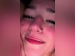 Amateur Adult Webcams of Allisonfoxxx