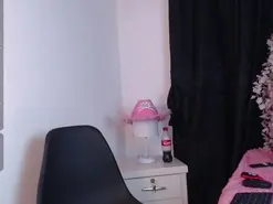 Amateur Free Porn Cam of Valentina-Arias