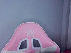 Amateur Sex Chat of Lya_Levine