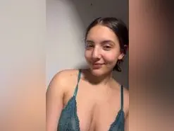 Amateur Free Live Porn of Loli__