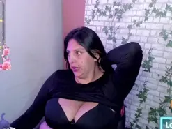 Amateur Live Porn of Catboobs