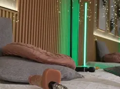 Amateur Live Sex Cam of Aurora_cruz