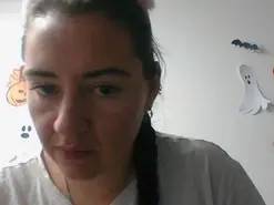 Amateur Adult Webcams of mey_bala