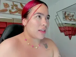 Amateur Live Sex Cam of AfroditaVega