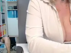 Amateur Live Sex Cam of passionateblond