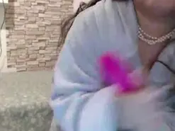 Amateur Adult Webcam of sexyandcrazy