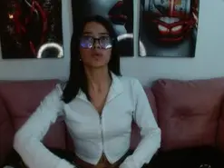 Amateur Live Porn of miahotcs