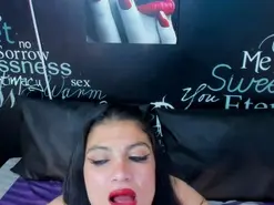 Amateur Live Sex Cam of HornyRouse