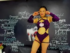Amateur Live Sex Cam of HornyRouse