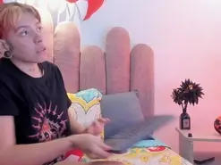 Amateur Live Porn of Lily666_