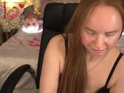 Amateur Watch Live Sex Cams of MiaRedFox