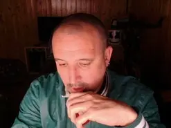 Amateur Adult Webcam of El_Krakis84