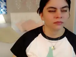 Amateur Adult Webcams of maddisonivanova