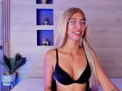 Amateur Watch Live Sex Cams of Hillary_hott