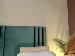 Amateur Free Live Porn of AndraCyrus