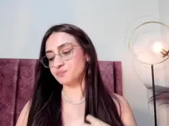 Amateur Nude Webcam of AndraCyrus