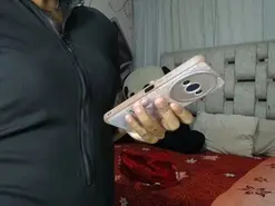 Amateur Sex Cam of EMMASWEET1