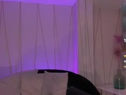 Amateur Adult Video Chat of MaiaCollins