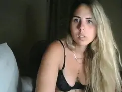 Amateur Live Sex of Emilyvuxa
