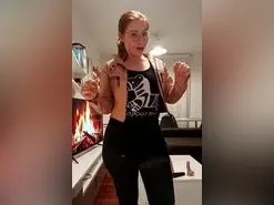 Amateur Watch Live Sex Cams of Redheaddoll22