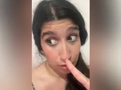 Amateur Live Porn of Elenitacaliente