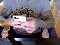 Amateur Live Sex of Axyl