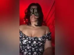 Amateur Live Sex Cam of Lynisly