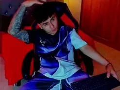 Amateur Live Porn of NicolasJames_Sc